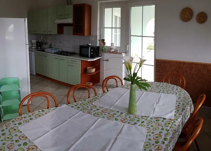 Noela Apartment
